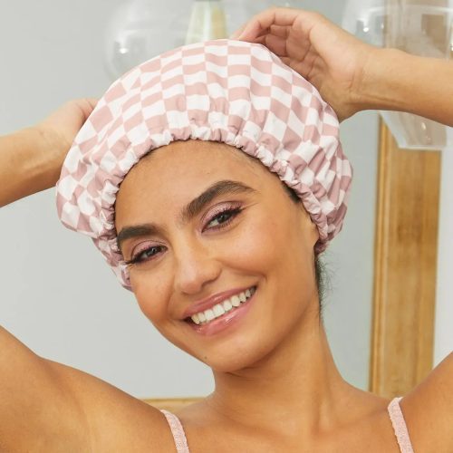 61418 SatinLinedFlexiShowerCap Model Cleanse TerracottaChecker 3 1280x1280px