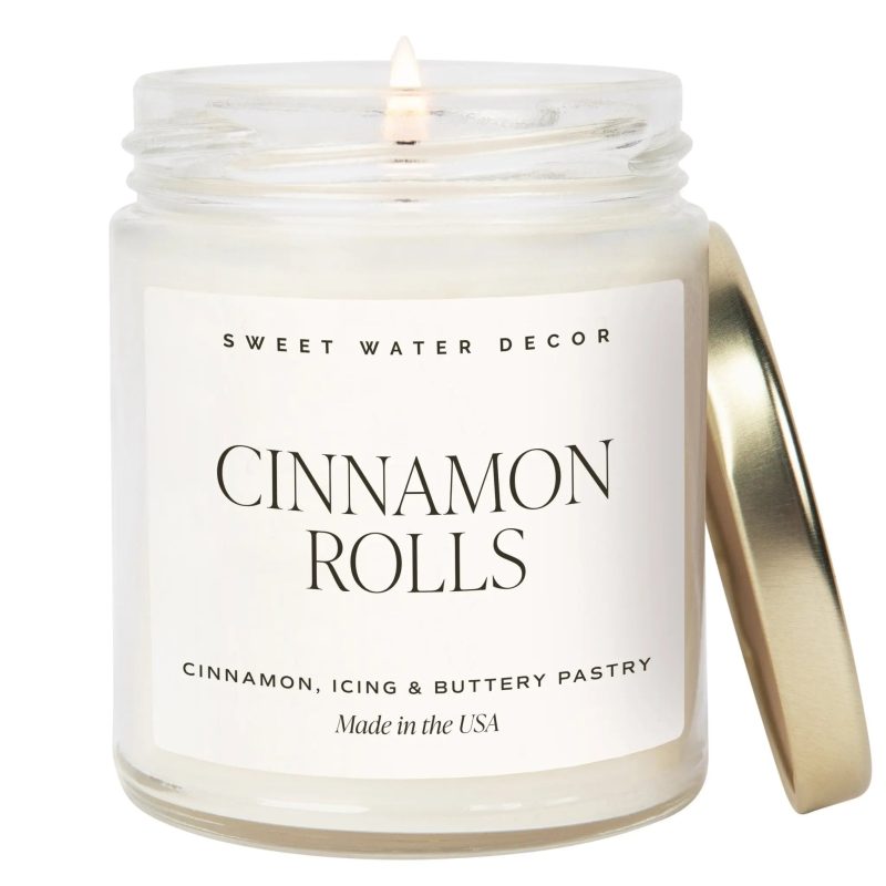 C107 CINNAMON ROLLS 9OZ CANDLE SWD 2024 WB 922921