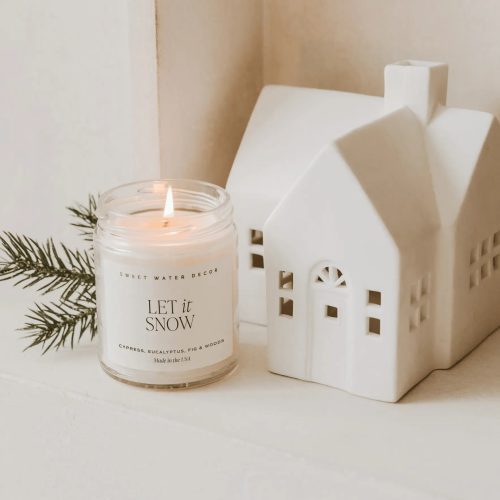 C154 LET IT SNOW SOY CANDLE 194803