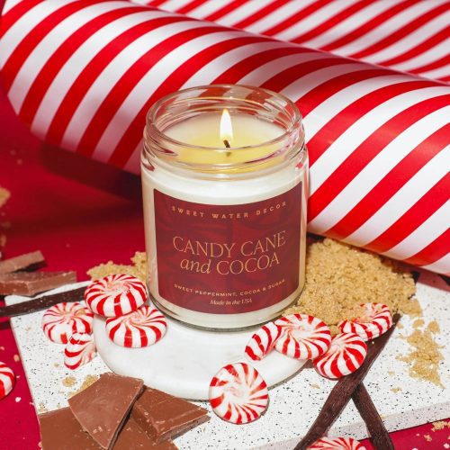 CJ085 CANDY CANE AND COCOA PATTERNED CANDLE SOONA SEPT 2023 SWEET WATER DECOR 1 215415