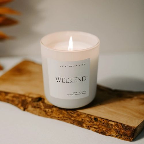 CL122 WEEKEND 15OZ TAN MATTE CANDLE SEPTEMBER 2023 SWEET WATER DECOR 04 984865