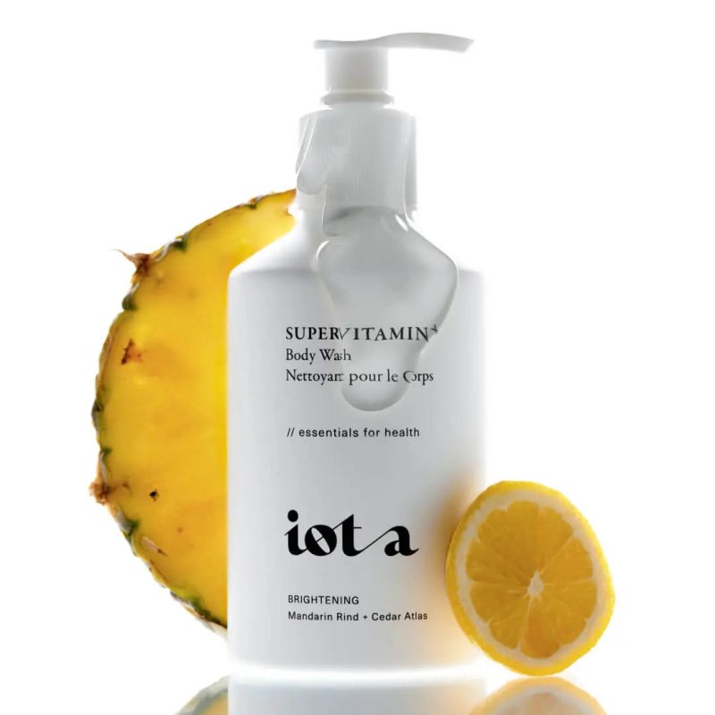 iota super vitamin brightening body wash